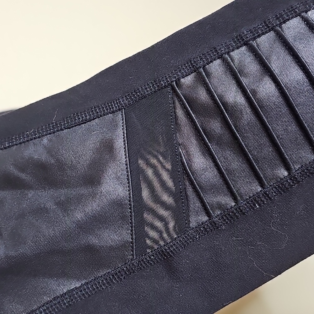ALO Yoga Black Moto Leggings Small Mid Rise Full Length - Picture 5 of 11
